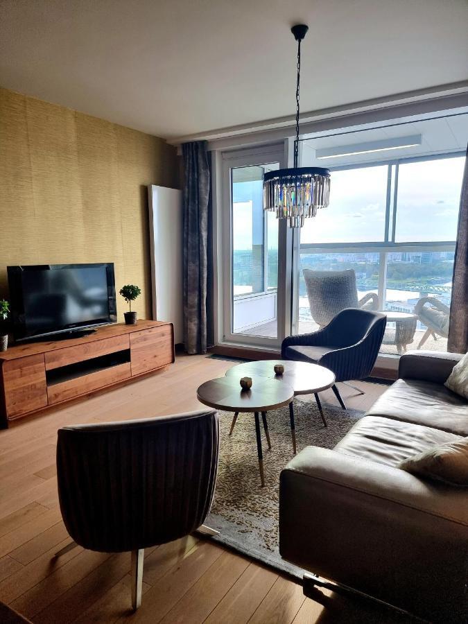 Majestic Golden View Apartment Bratislava Exterior foto