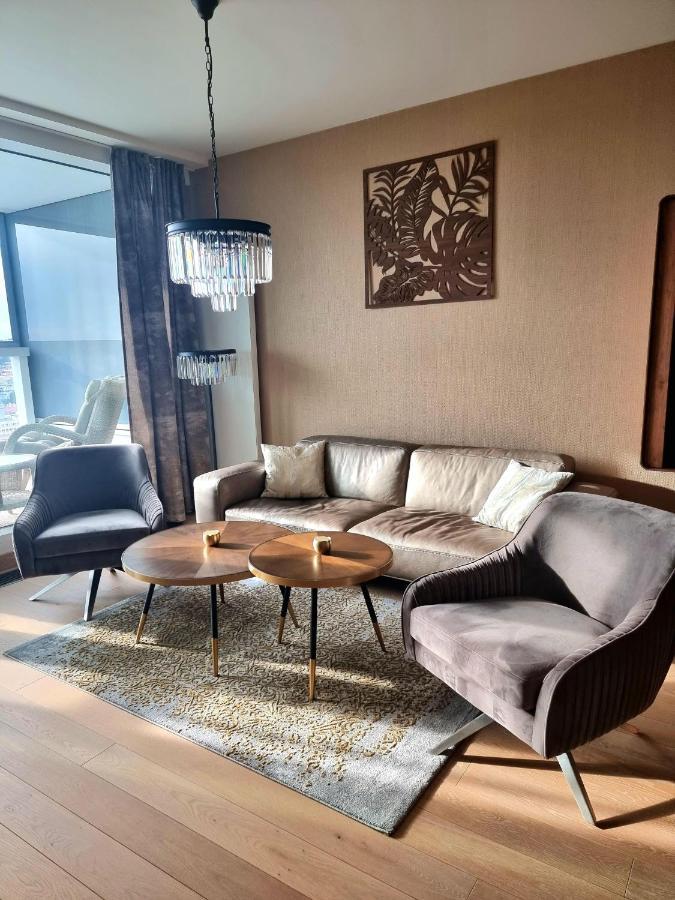 Majestic Golden View Apartment Bratislava Exterior foto
